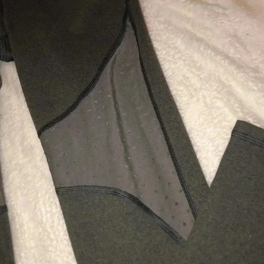 Aerie Athletic Leggings - Picture 3 of 6